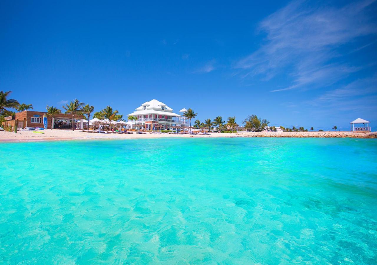 Palm Cay Marina And Resort Nassau Exterior photo